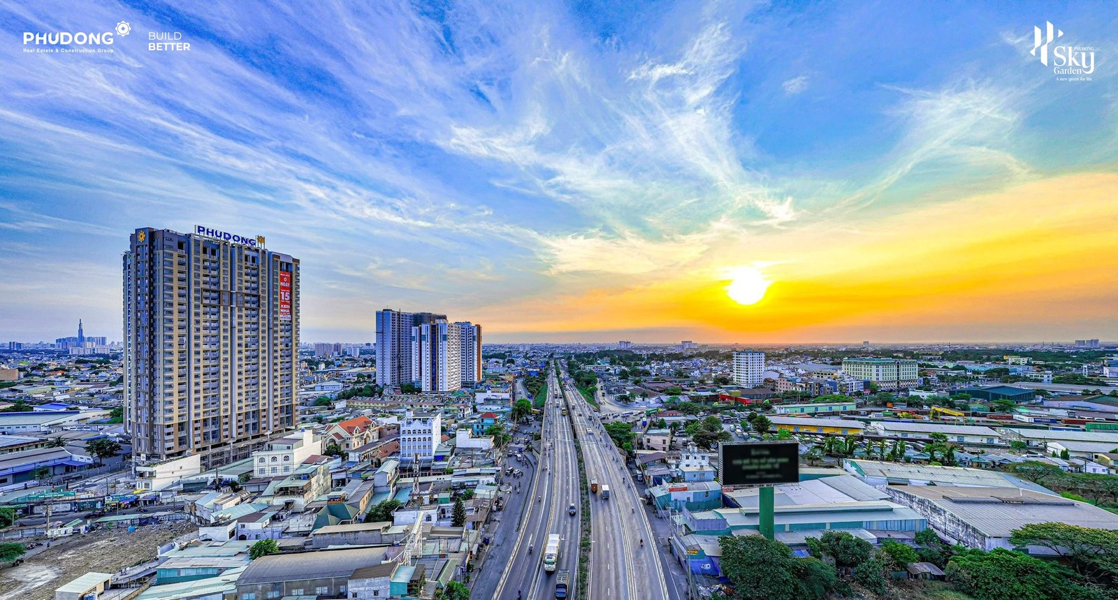 Hoàng hôn tại Phú Đông Sky Garden